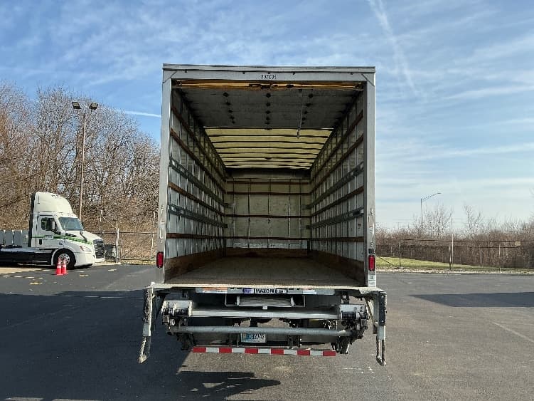 2022 Freightliner M2 106 in Indianapolis, IN — photo 8