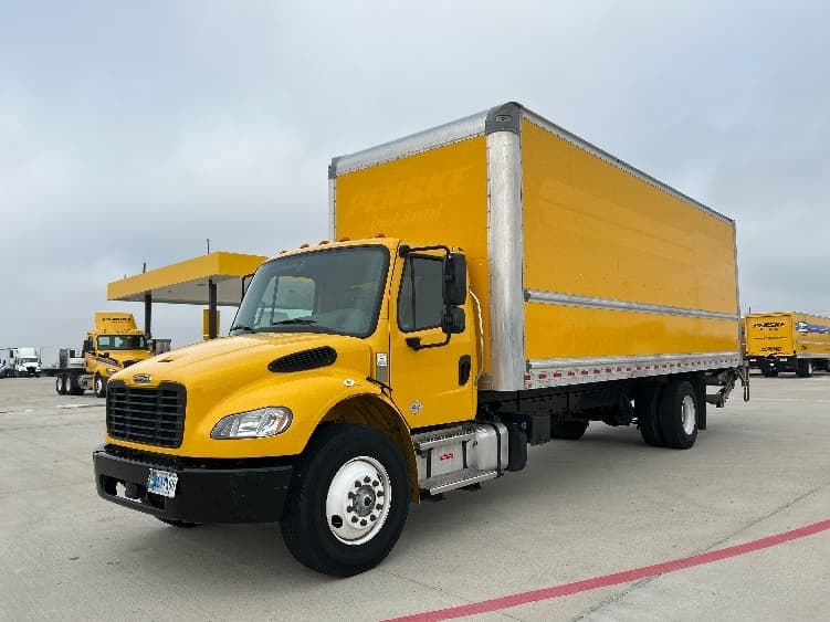 2022 Freightliner M2 106 in Katy, TX — photo 3