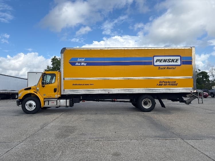 2022 Freightliner M2 106 in Baton Rouge, LA — photo 4