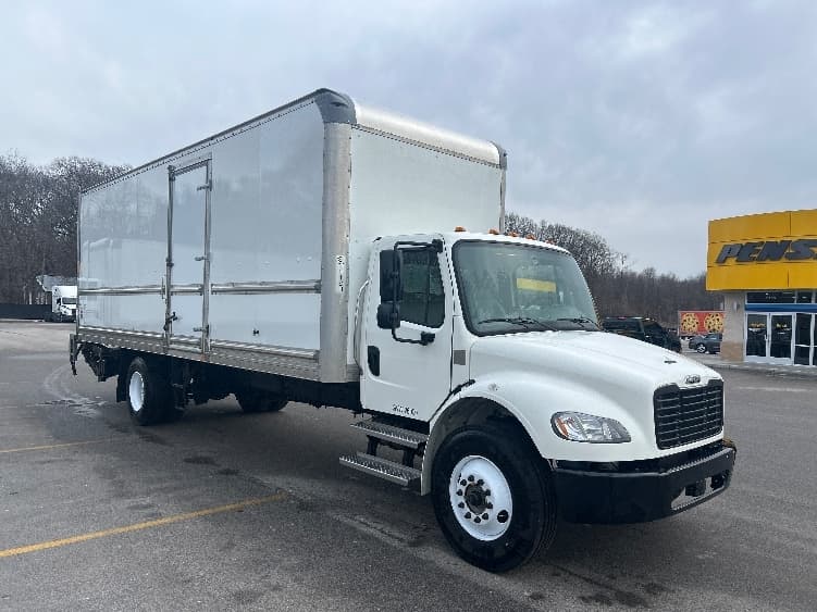 2022 Freightliner M2 106