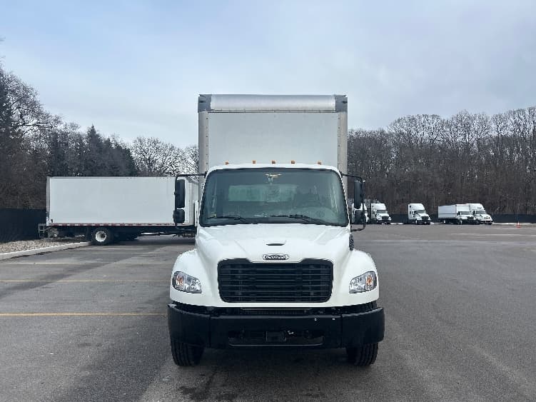 2022 Freightliner M2 106 in Byron Center, MI — photo 2