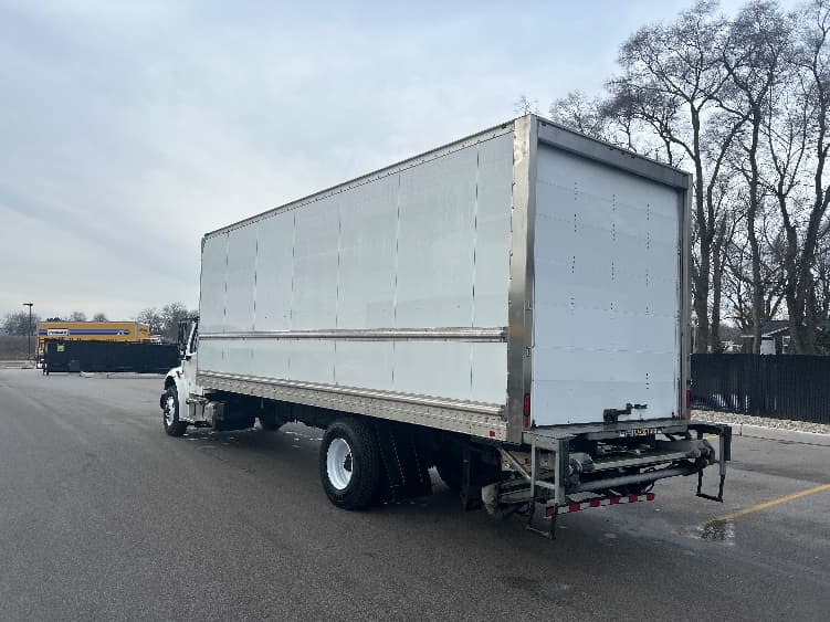 2022 Freightliner M2 106 in Byron Center, MI — photo 6