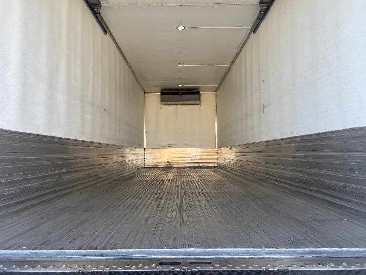 2022 Freightliner M2 106 in San Antonio, TX — photo 9