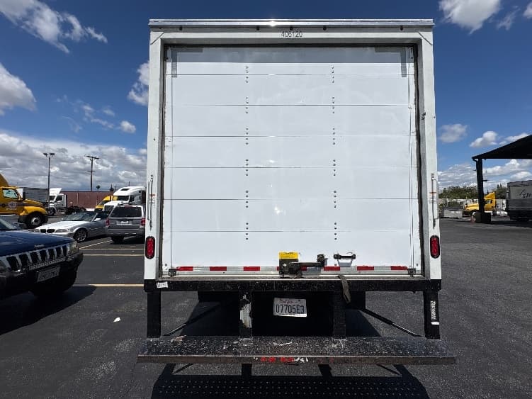 2021 Isuzu NQR in Torrance, CA — photo 7