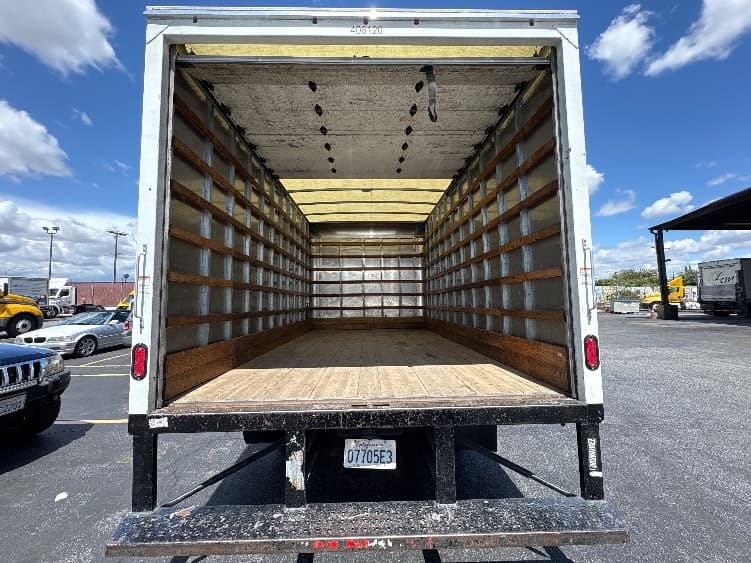 2021 Isuzu NQR in Torrance, CA — photo 8