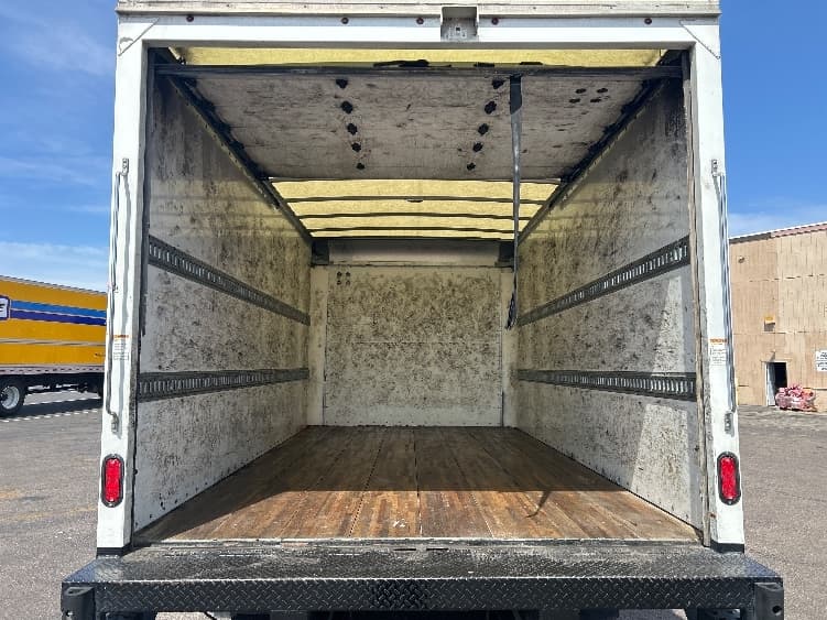 2022 Isuzu NPR in Fontana, CA — photo 8