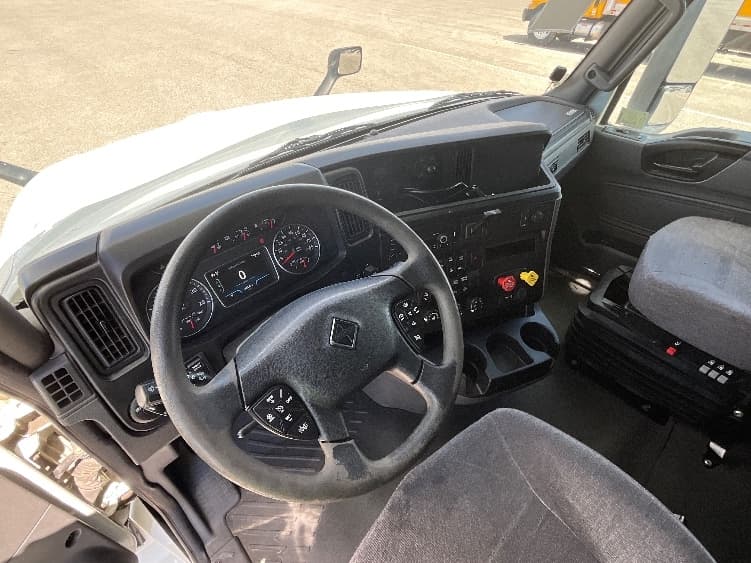 2022 International LT in Salt Lake City, UT — photo 10