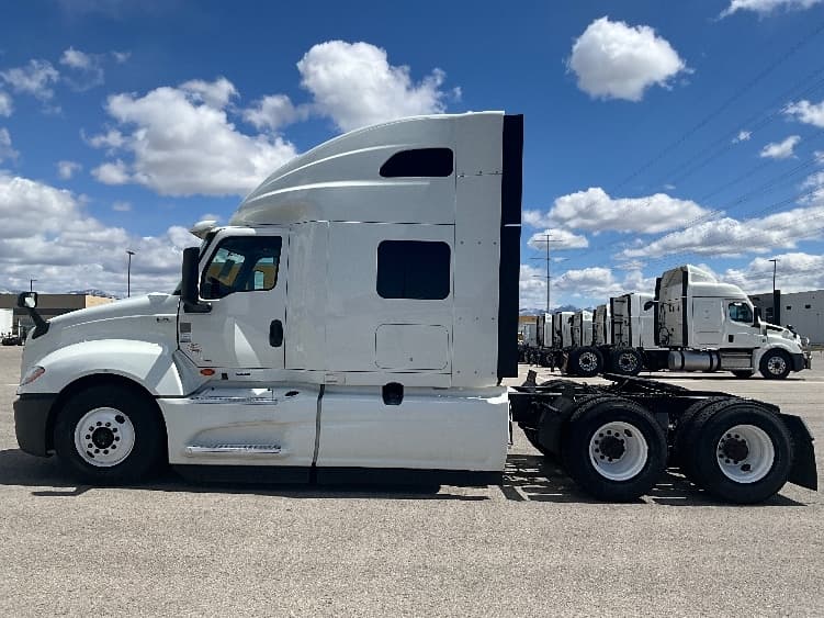 2022 International LT in Salt Lake City, UT — photo 4