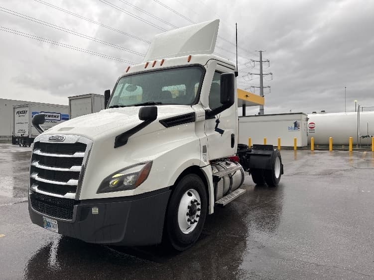 2022 Freightliner Cascadia in Salt Lake City, UT — photo 3