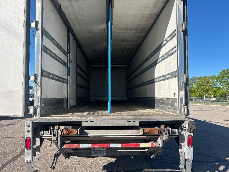 2018 Freightliner M2 106 in Warren, MI — photo 8