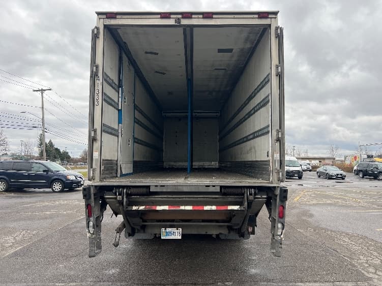 2018 Freightliner M2 106 in Rochester, NY — photo 8