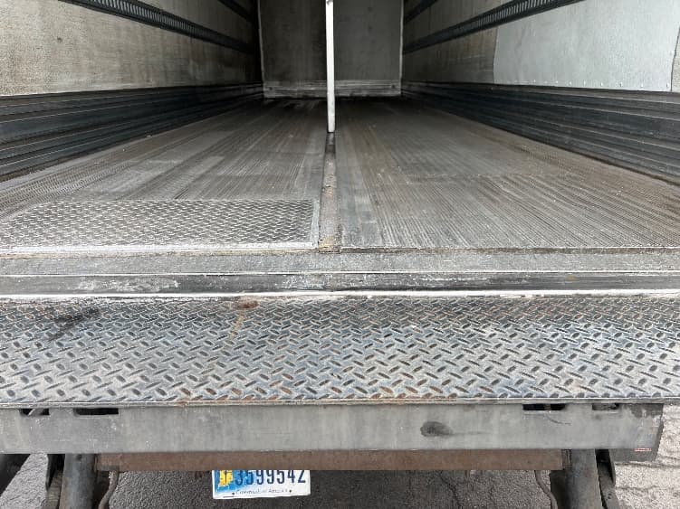 2018 Freightliner M2 106 in Rochester, NY — photo 10