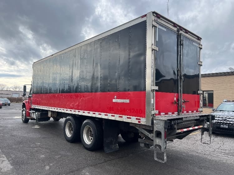2018 Freightliner M2 106 in Rochester, NY — photo 6