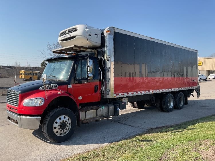 2018 Freightliner M2 106 in Plymouth, MI — photo 3