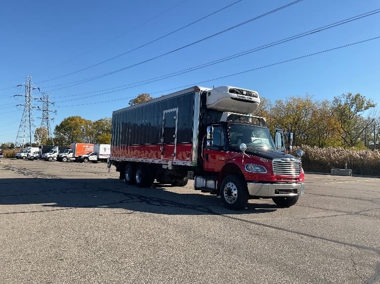 2019 Freightliner M2 106