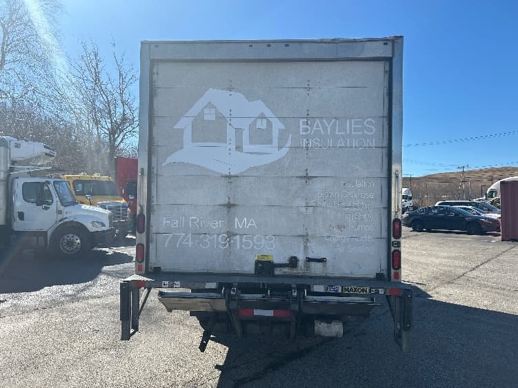 2022 Isuzu NRR in New Bedford, MA — photo 7