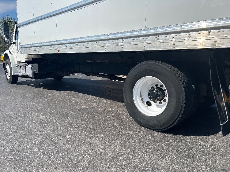 2022 Freightliner M2 106 in Springfield, MO — photo 5