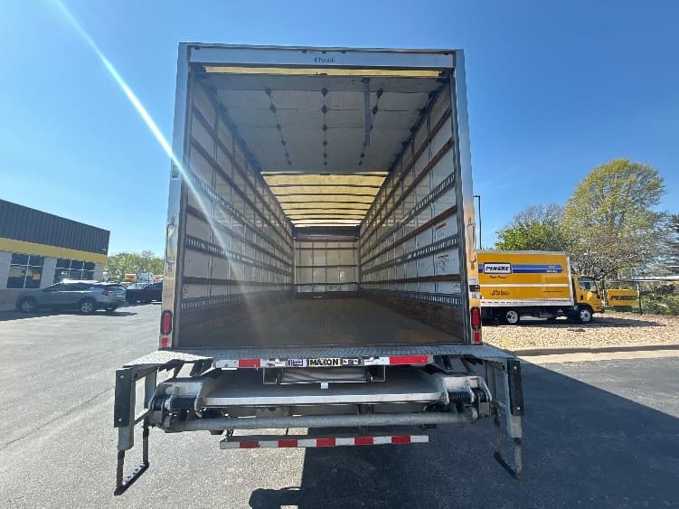 2022 Freightliner M2 106 in Springfield, MO — photo 8