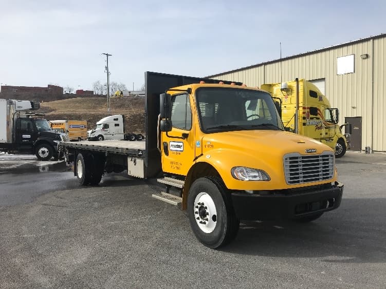 2022 Freightliner M2 106
