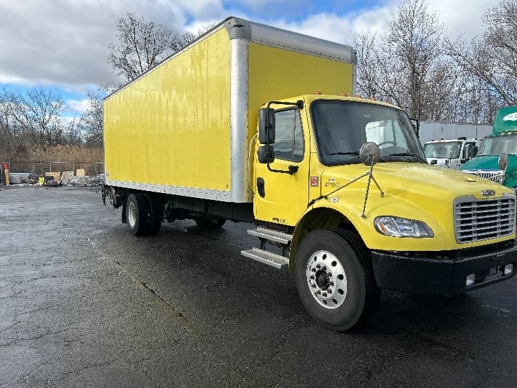 2022 Freightliner M2 106