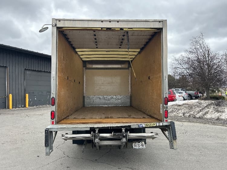 2022 Isuzu NPR in Albany, NY — photo 8