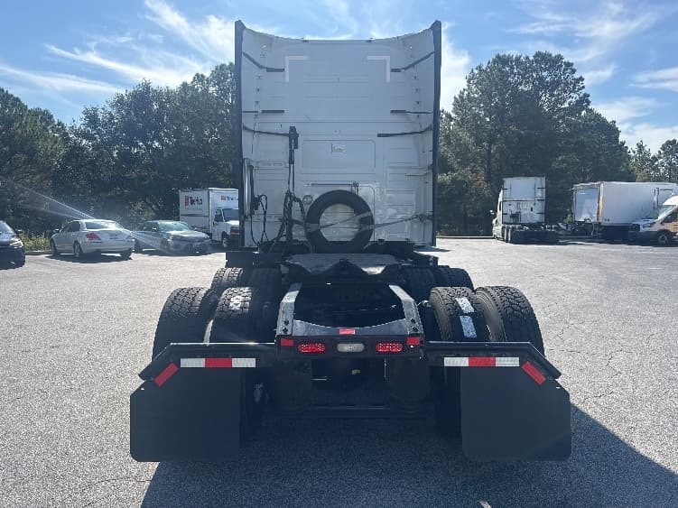 2022 Volvo VNL 760 in Atlanta (Conyers), GA — photo 6