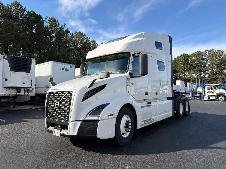 2022 Volvo VNL 760 in Atlanta, GA — photo 3