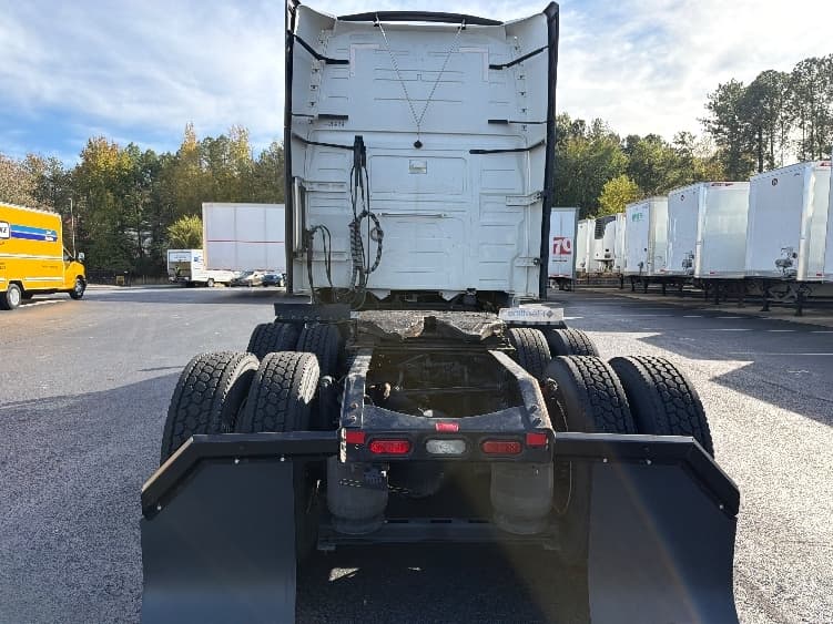 2022 Volvo VNL 760 in Atlanta, GA — photo 6