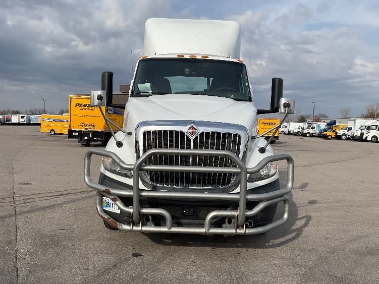 2019 International RH in Kentwood, MI — photo 2