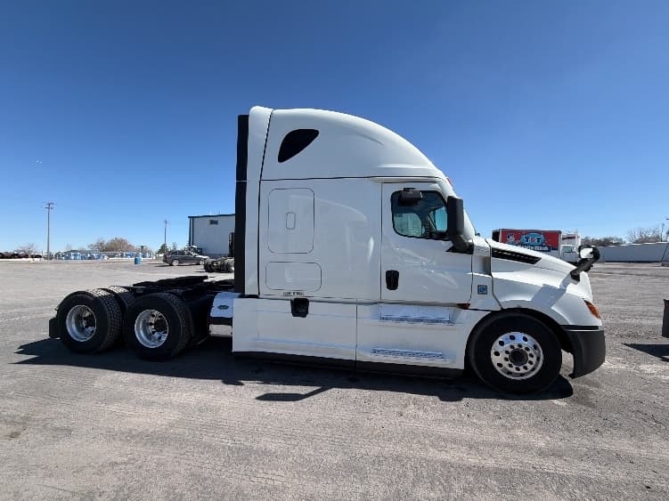 2022 Freightliner
