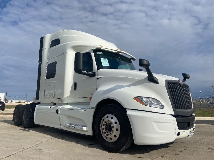 2023 International LT