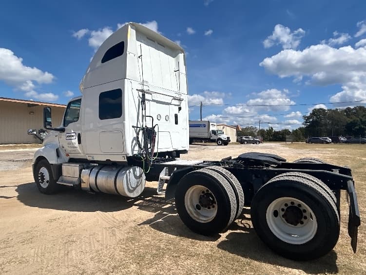 2022 International LT in Pensacola, FL — photo 5