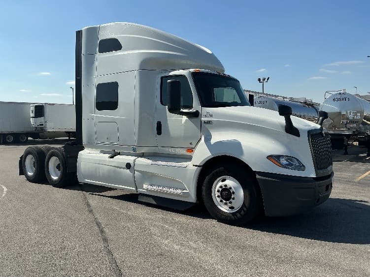 2022 International LT