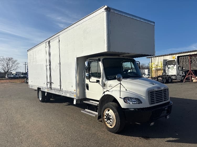 2022 Freightliner M2 106