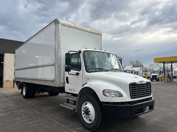2023 Freightliner M2 106