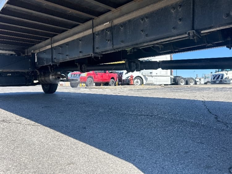 2023 Freightliner M2 106 in Kansas City, MO — photo 5