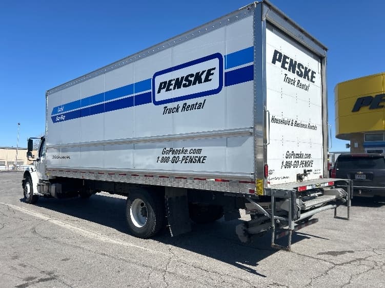 2023 Freightliner M2 106 in Kansas City, MO — photo 6