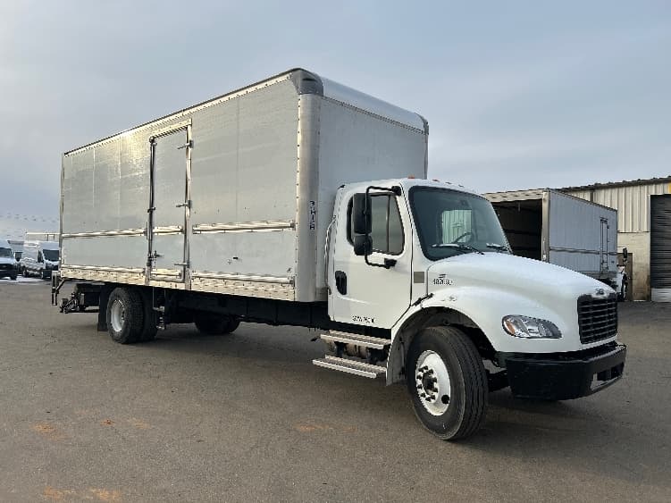 2022 Freightliner M2 106