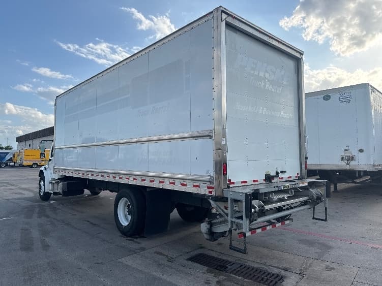 2022 Freightliner M2 106 in Carrollton, TX — photo 6