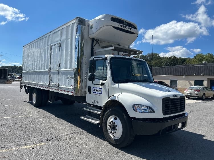 2023 Freightliner M2 106