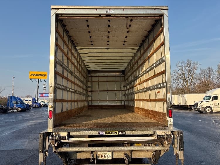 2022 Freightliner M2 106 in Indianapolis, IN — photo 8