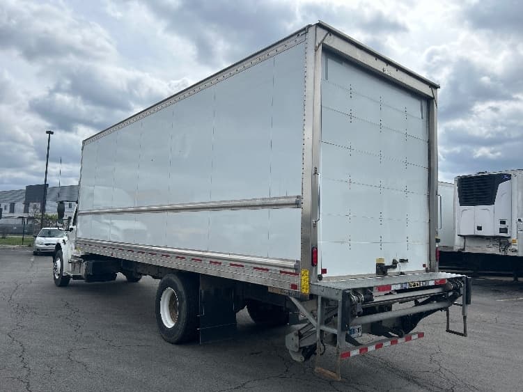 2022 Freightliner M2 106 in Zelienople, PA — photo 6