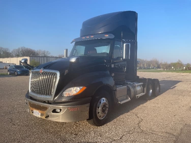 2020 International LT in Lansing, MI — photo 3
