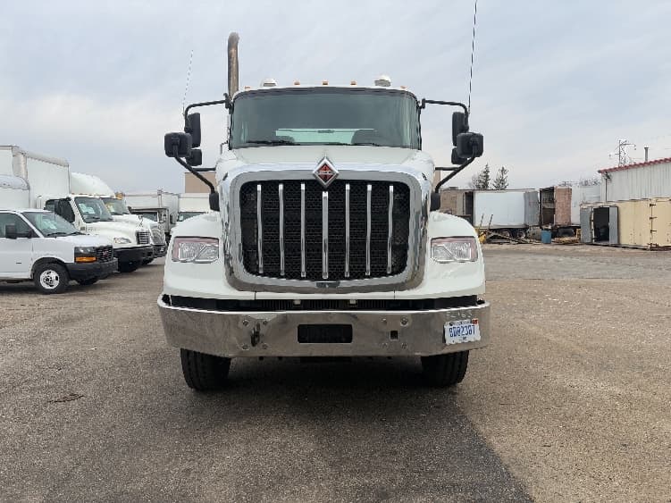 2021 International HX in Lansing, MI — photo 2
