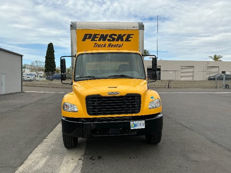 2023 Freightliner M2 106 in Fontana, CA — photo 2