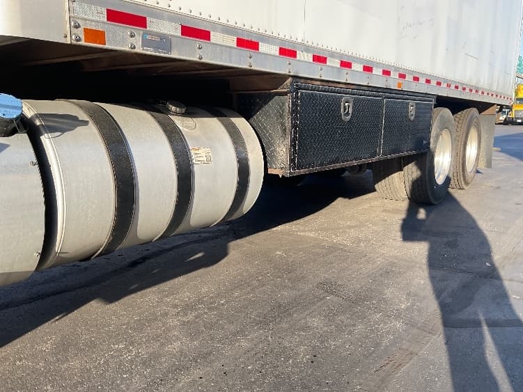 2018 Mack Pinnacle in Milwaukee, WI — photo 5