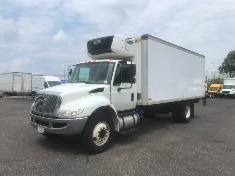 2016 International 4300 in Roseville, MN — photo 3