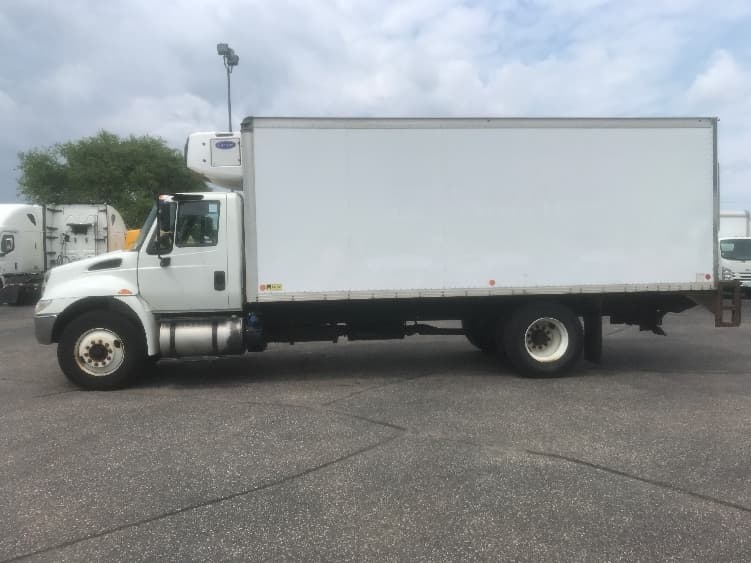 2016 International 4300 in Roseville, MN — photo 4