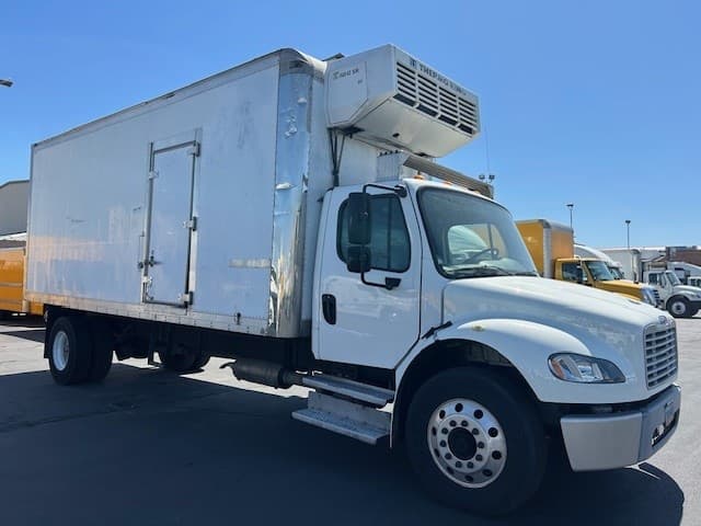 2017 Freightliner M2 106