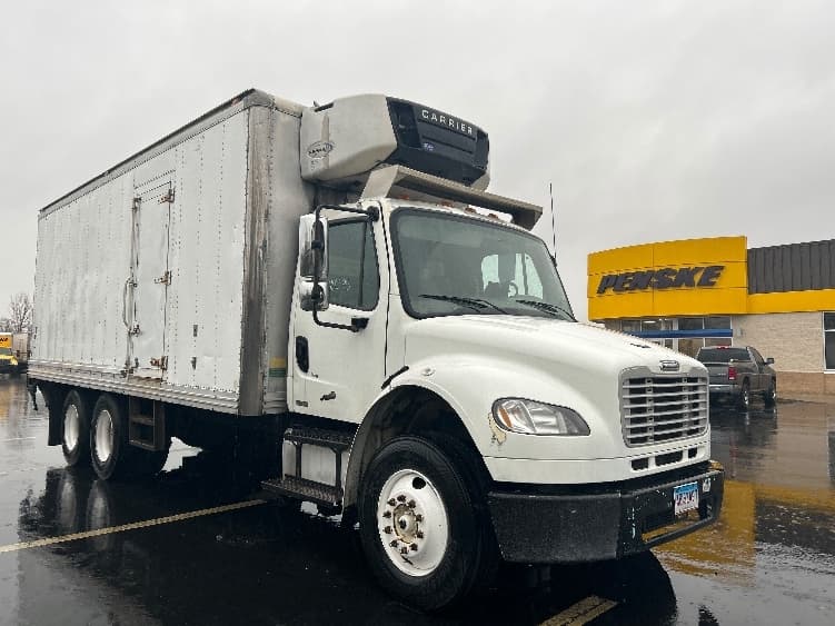 2009 Freightliner M2 106